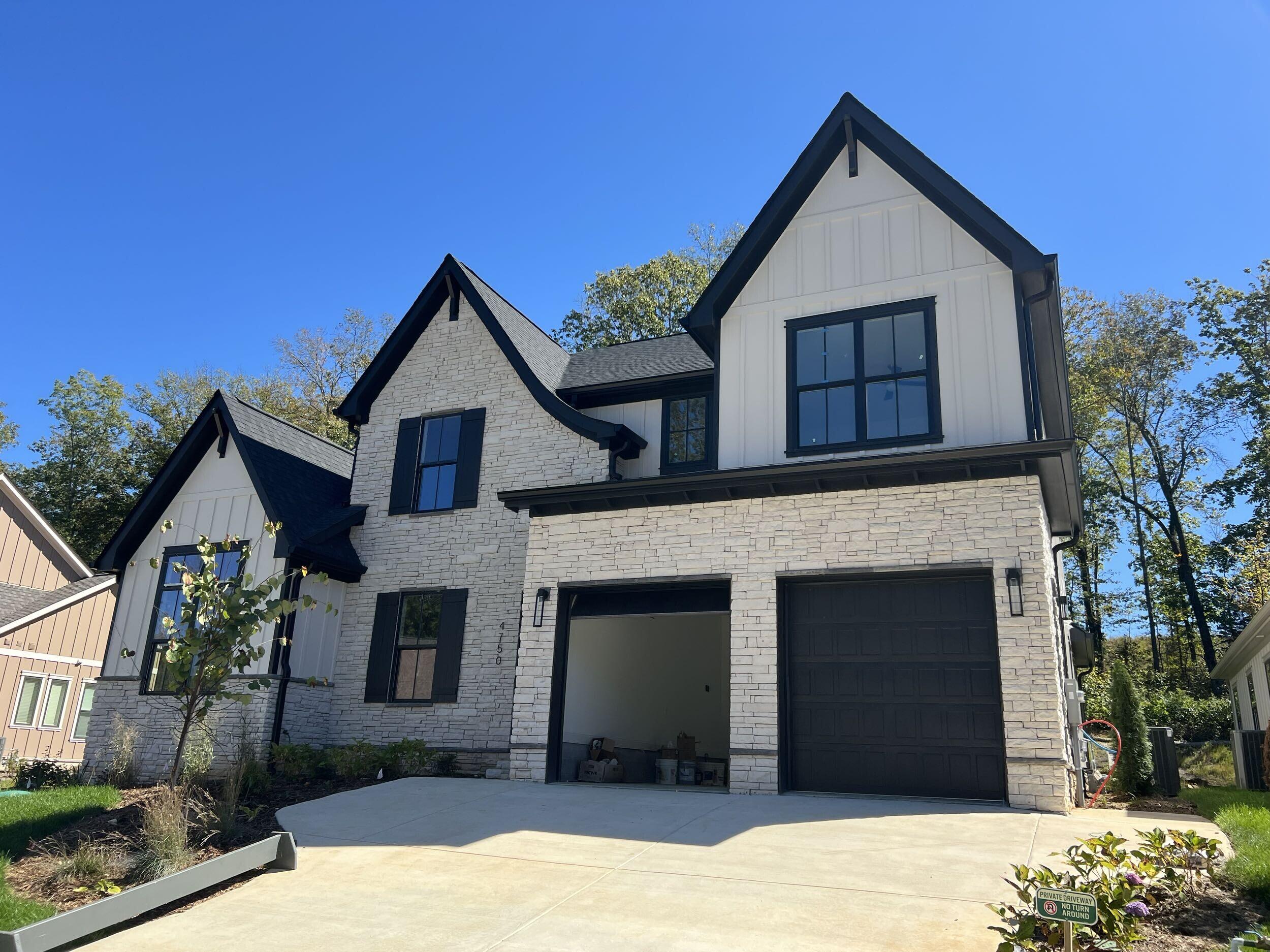 4750 Amethyst Road, 912