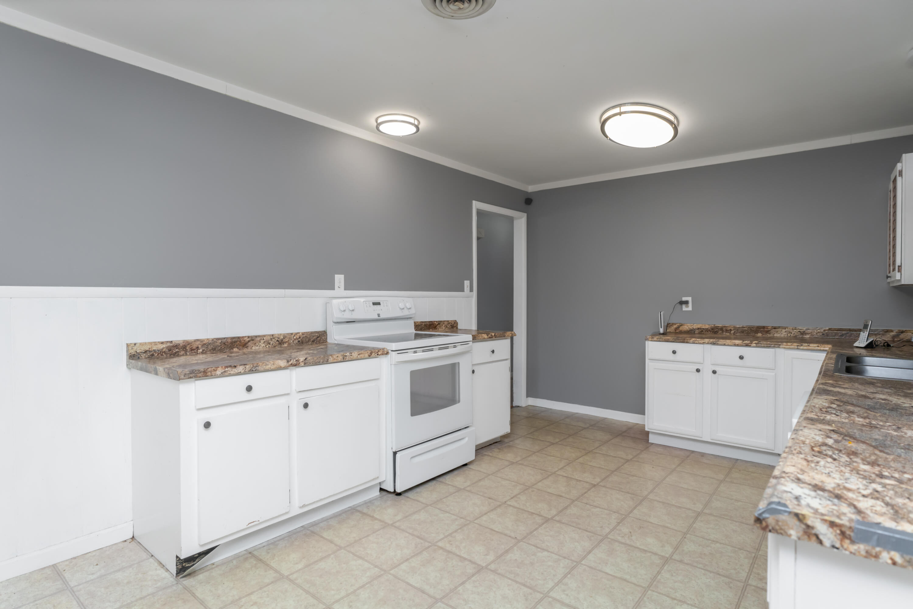 1312 Ridgefield Circle