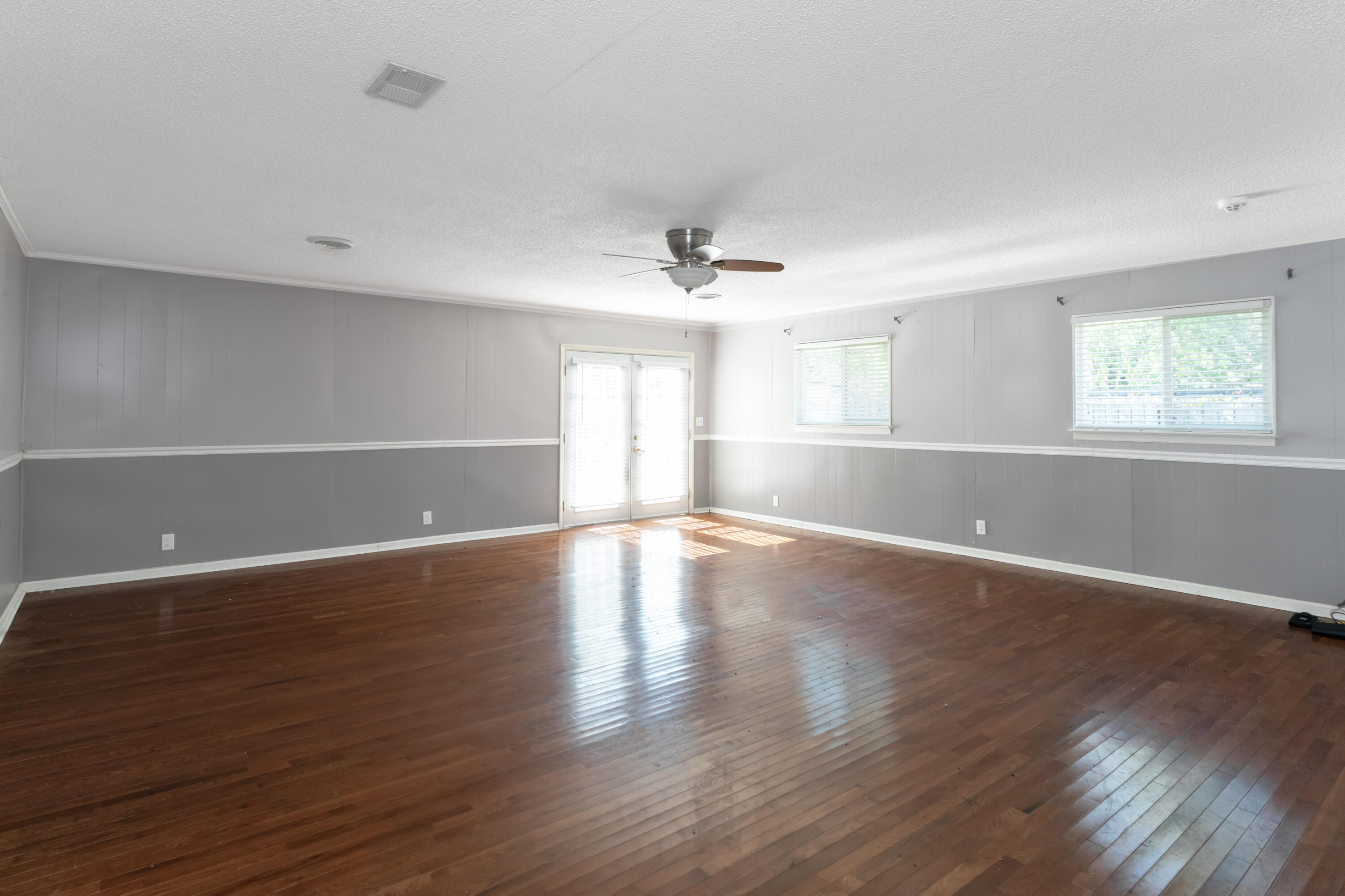 1312 Ridgefield Circle