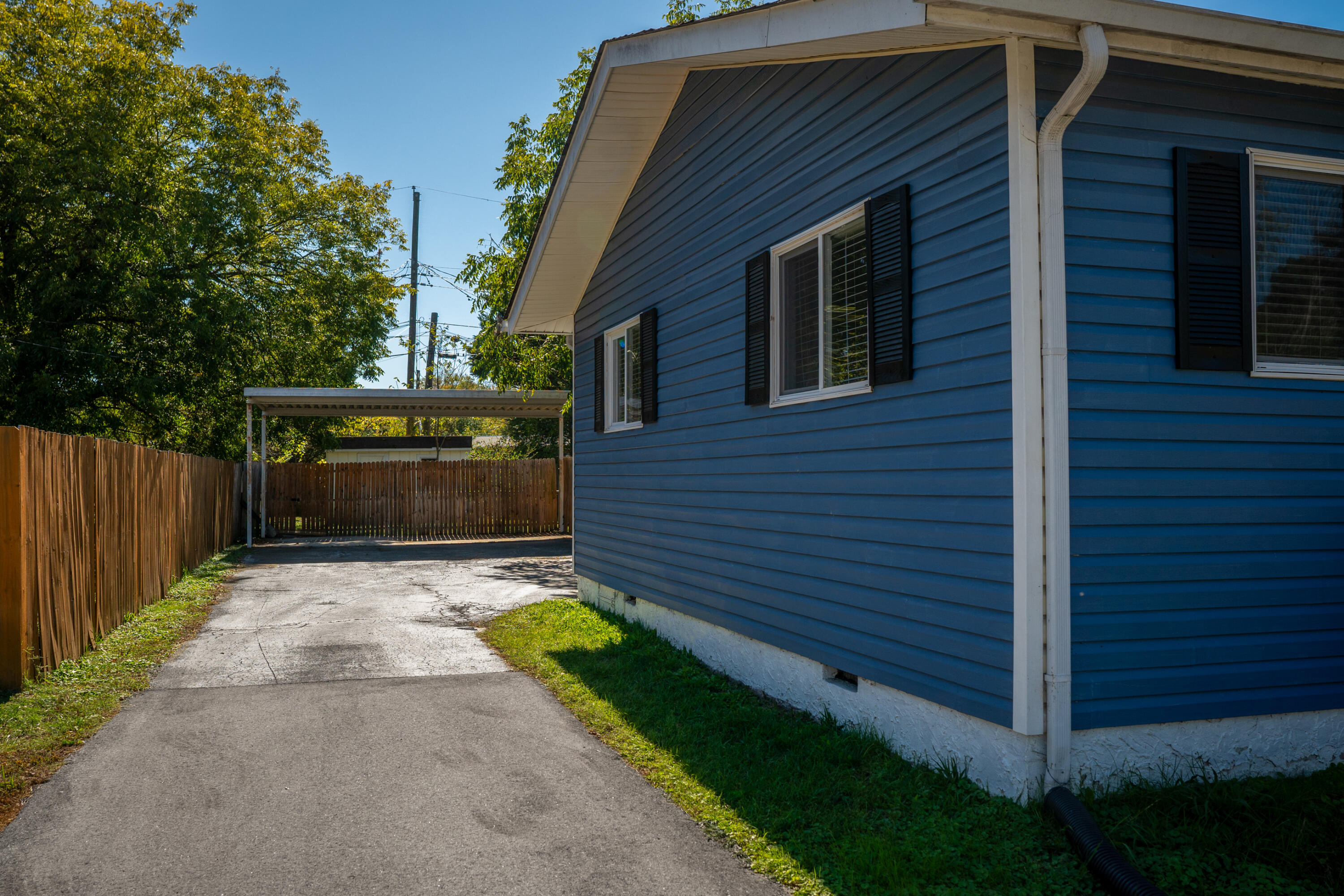 1312 Ridgefield Circle