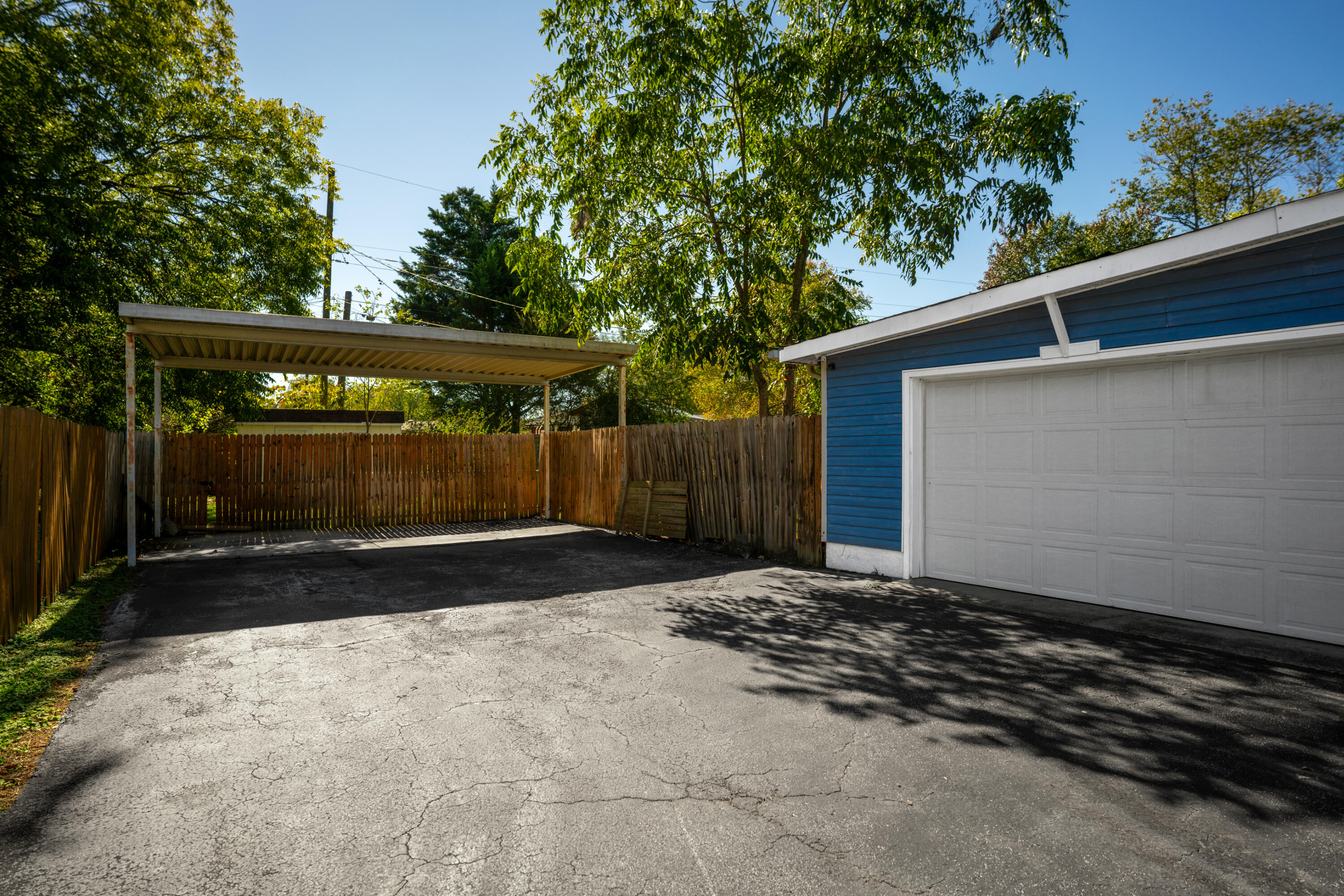 1312 Ridgefield Circle
