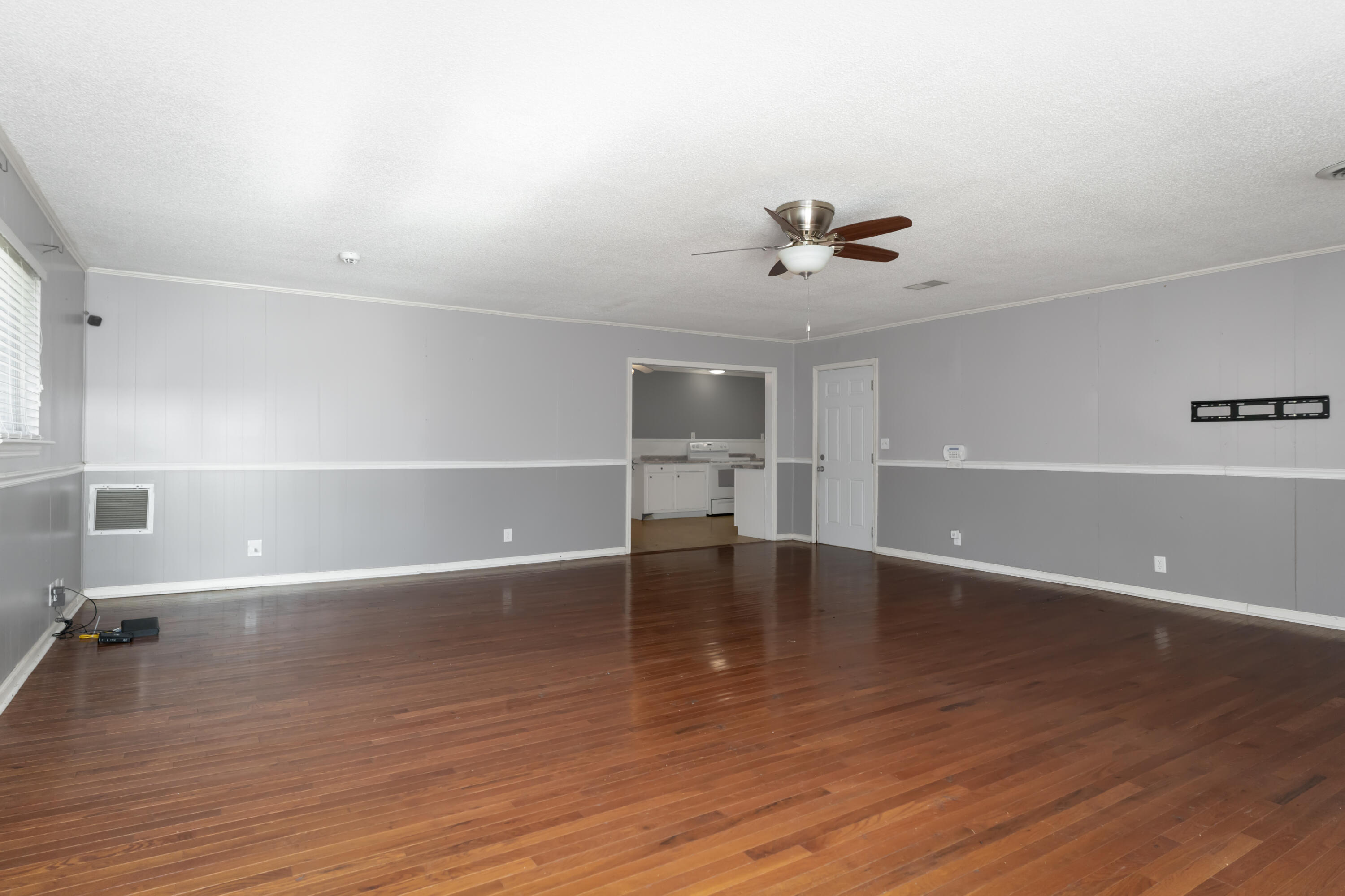 1312 Ridgefield Circle