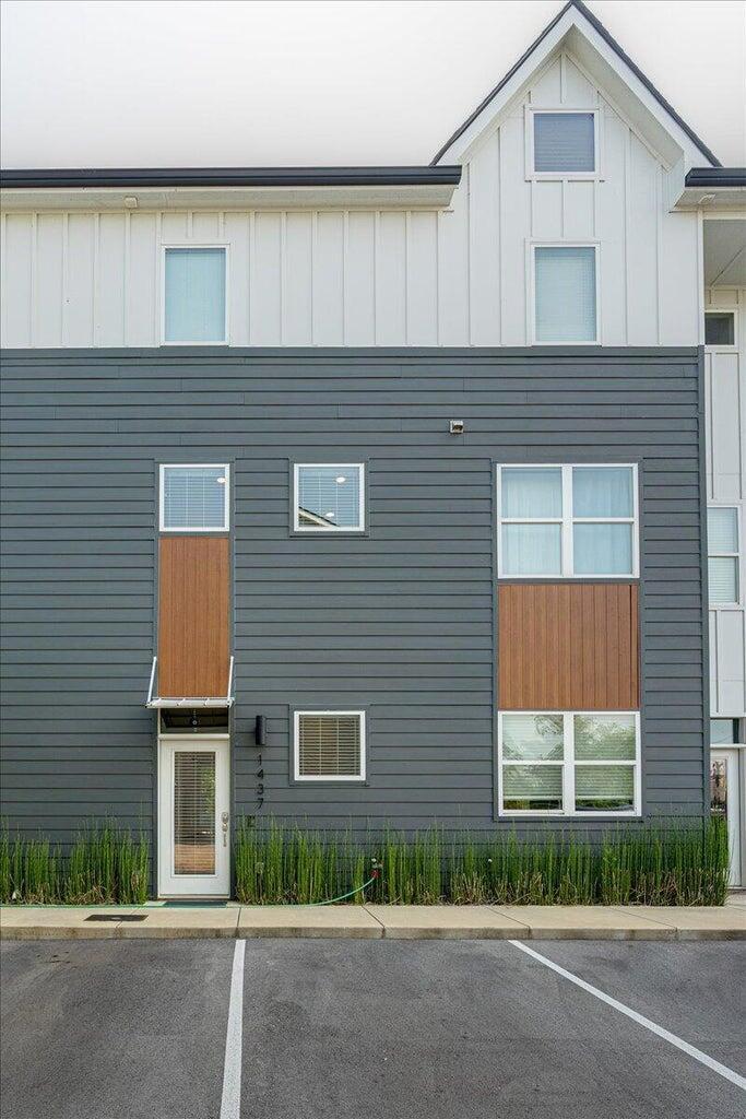 1437 Stockyard Place