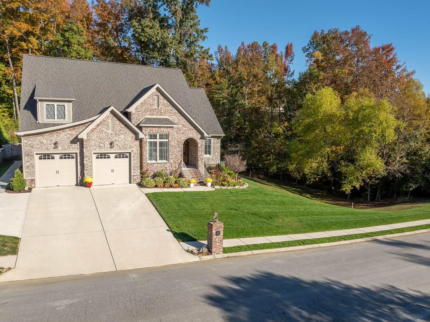 9358 Peppy Branch Trail