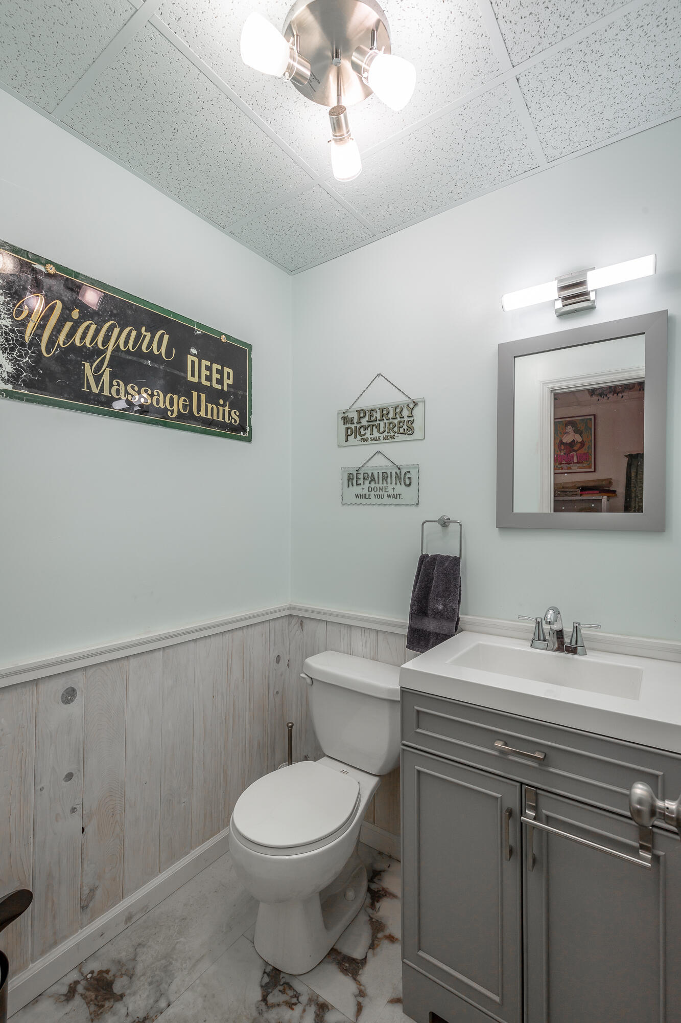 1211 Panorama Dr