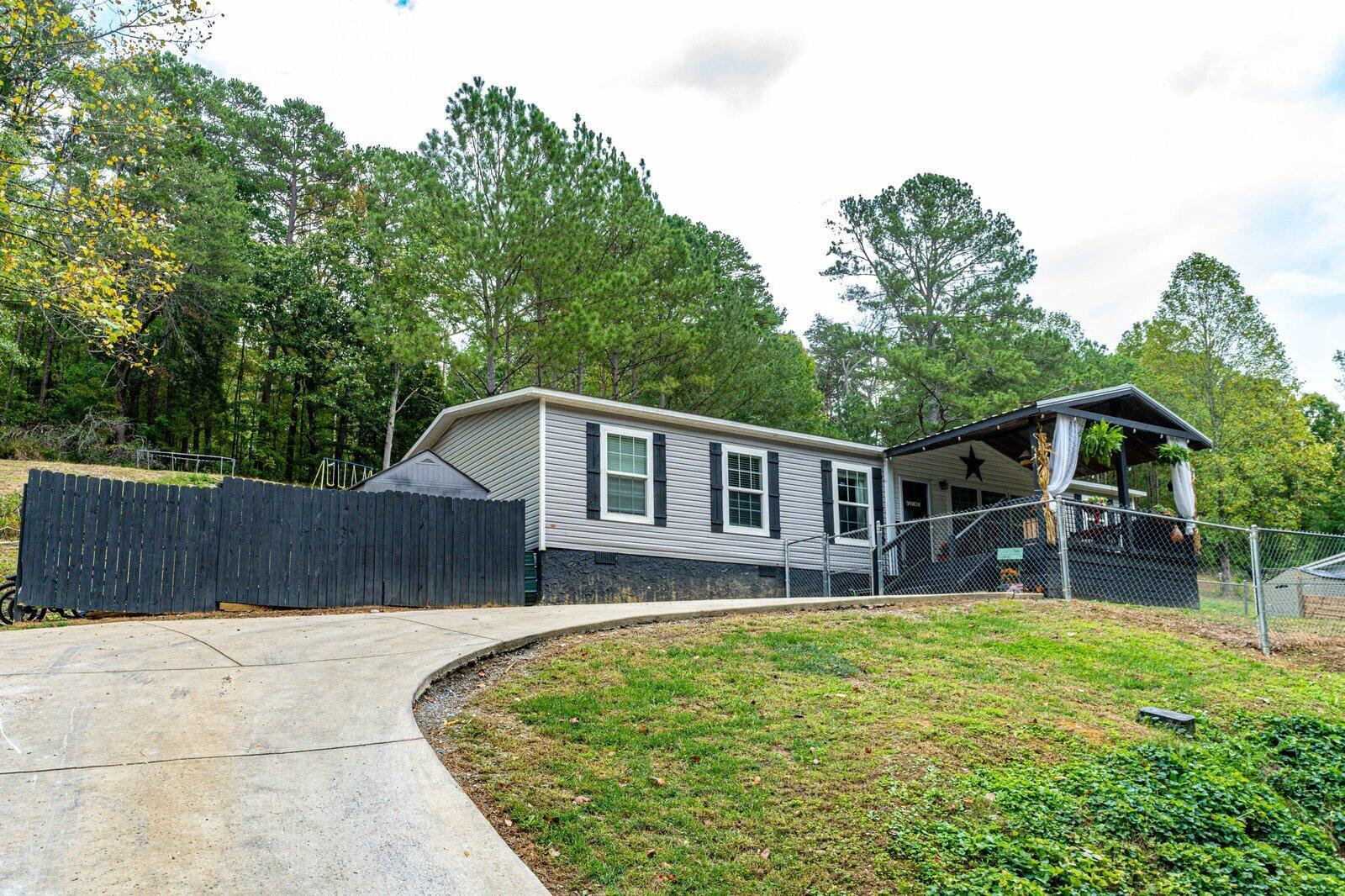 609 Clift Road