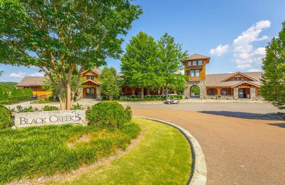 4943 Amethyst Road, 845