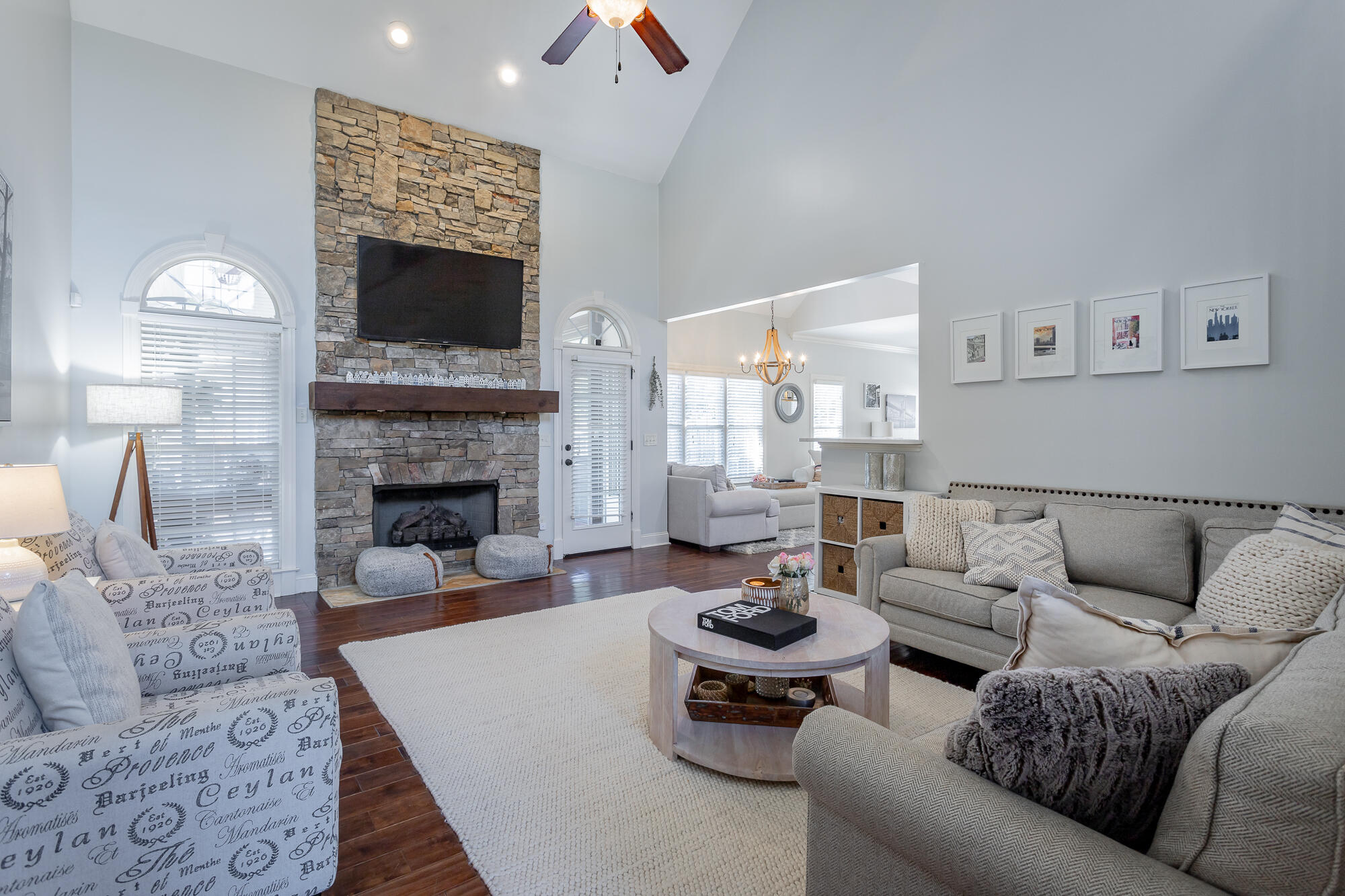 5958 Sunset Canyon Dr
