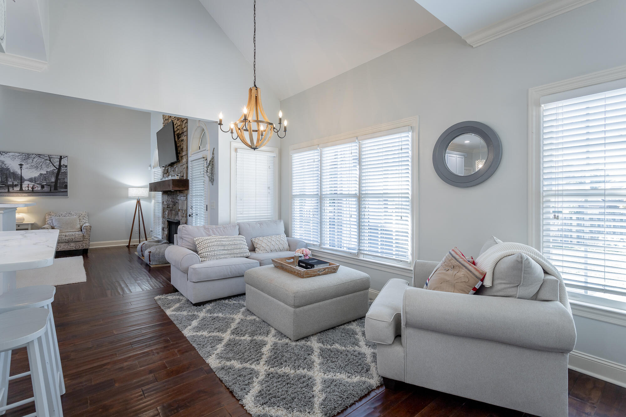 5958 Sunset Canyon Dr