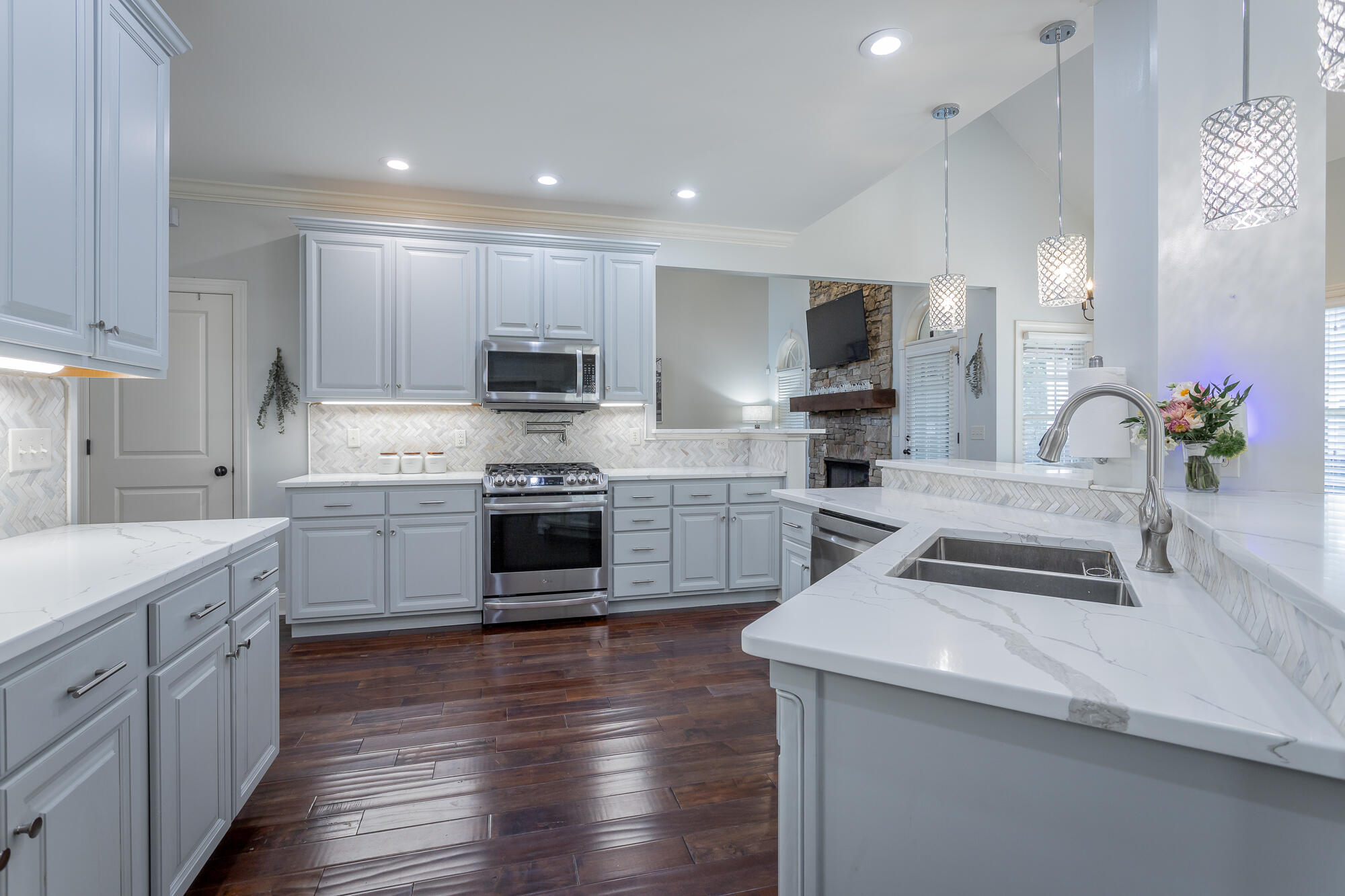 5958 Sunset Canyon Dr