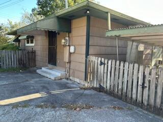 4700 Tomahawk Trail