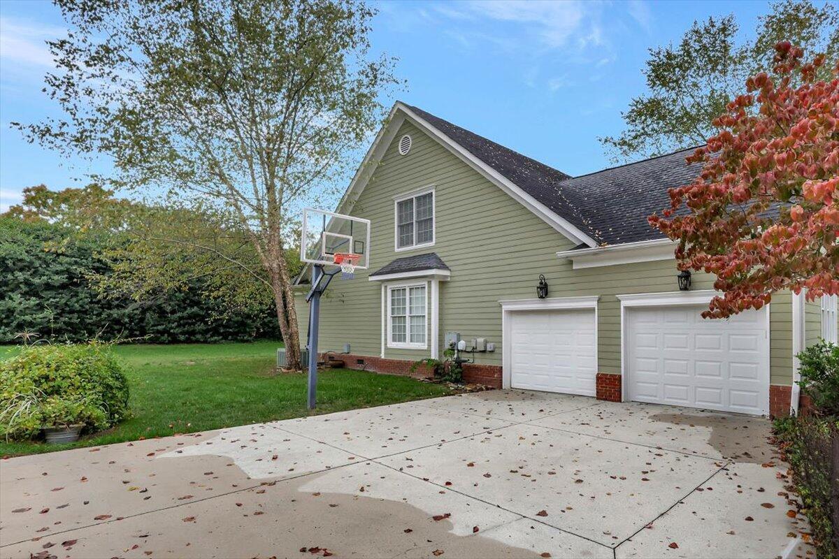 1736 Chippenham Drive