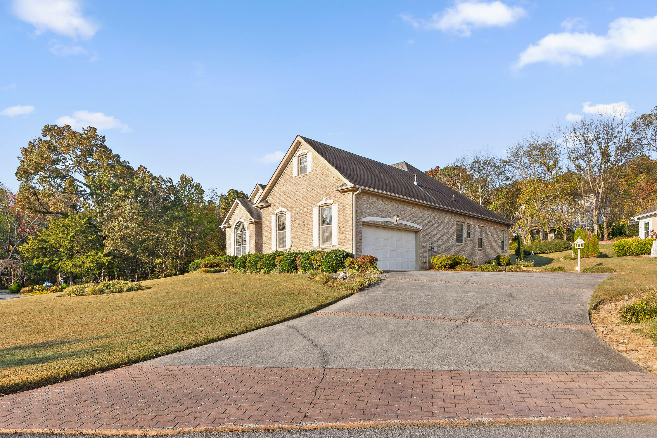 9401 Lazy Circles Dr