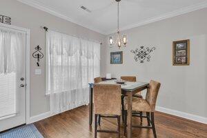 575 NE Bellingham Drive