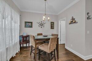 575 NE Bellingham Drive