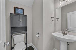 575 NE Bellingham Drive