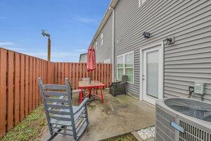 575 NE Bellingham Drive