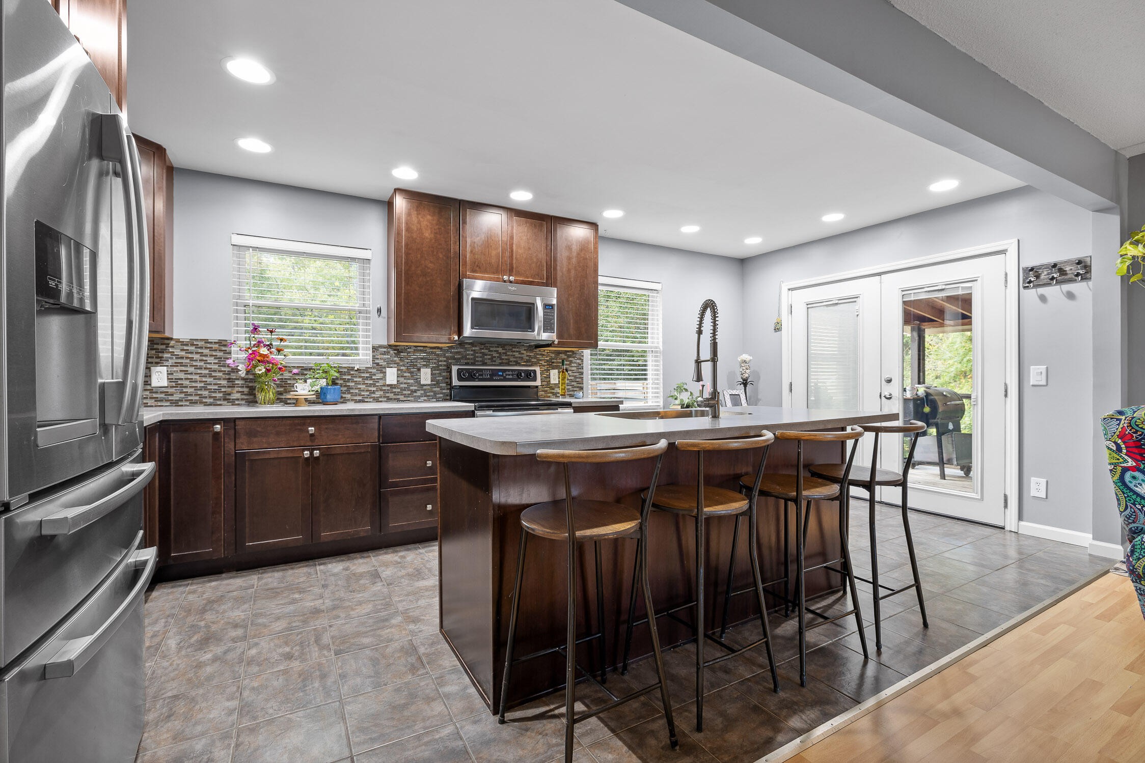 7203 Sterling Road