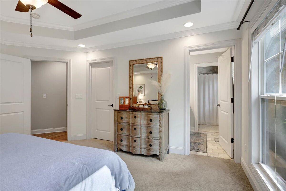 908 Dartmouth Street