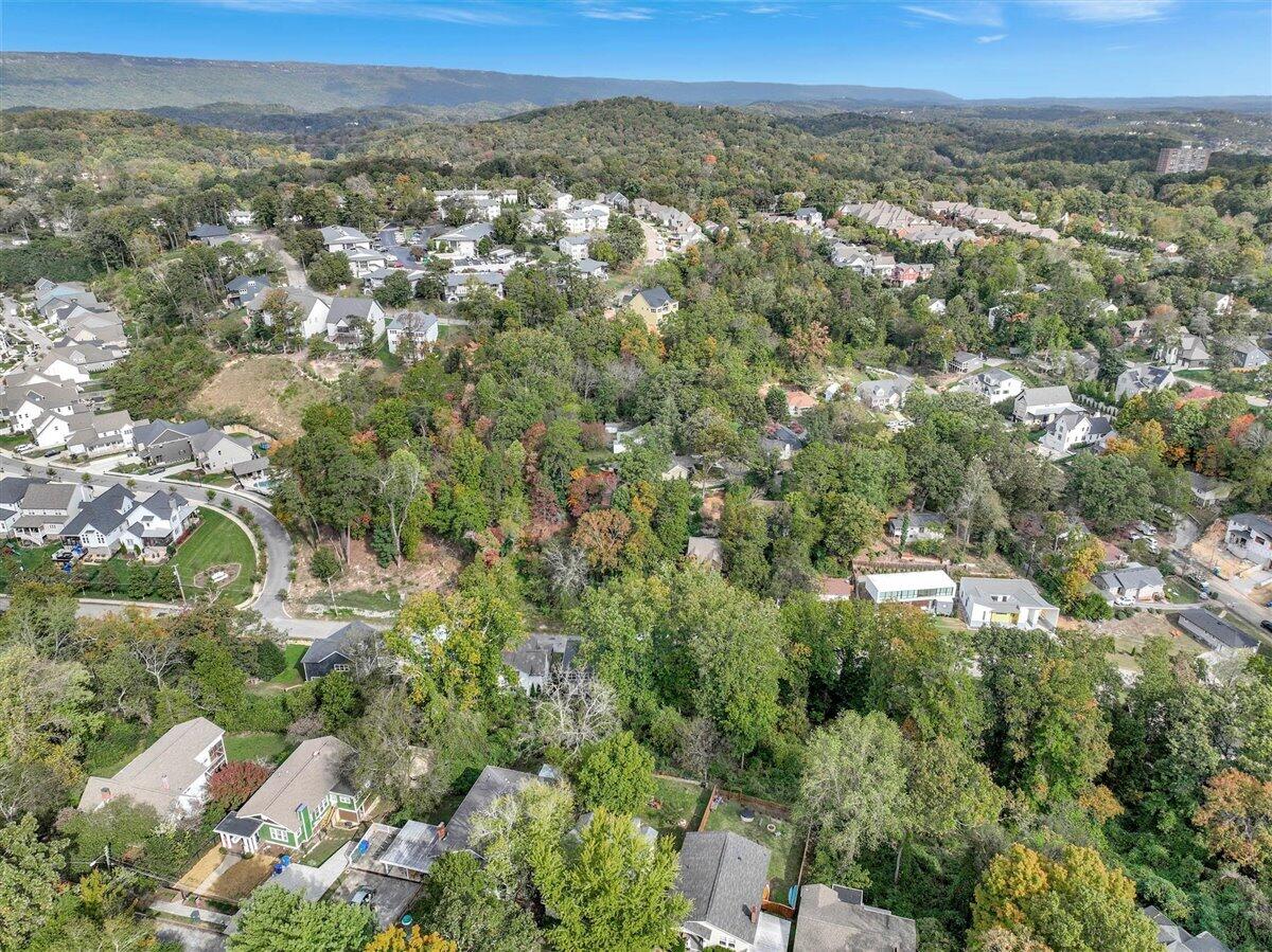 908 Dartmouth Street