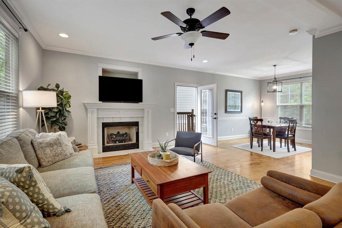 908 Dartmouth Street