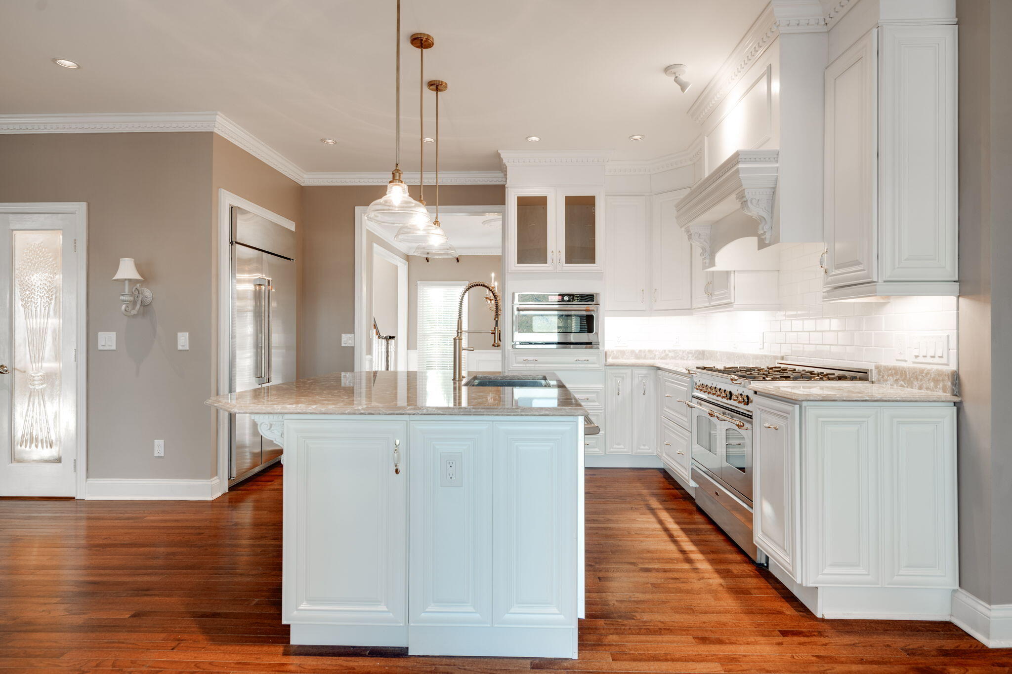 8304 Heron Cir
