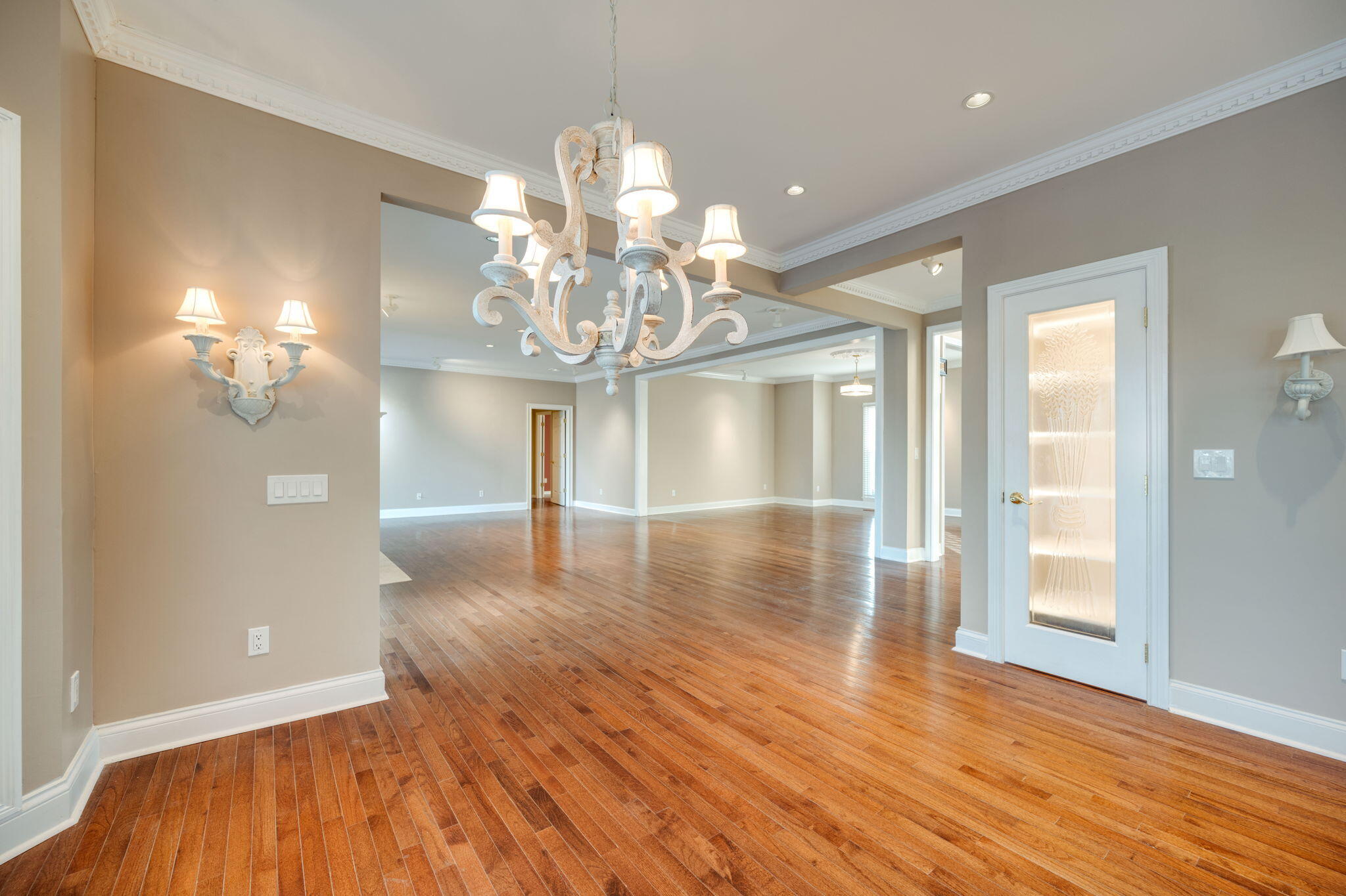 8304 Heron Cir