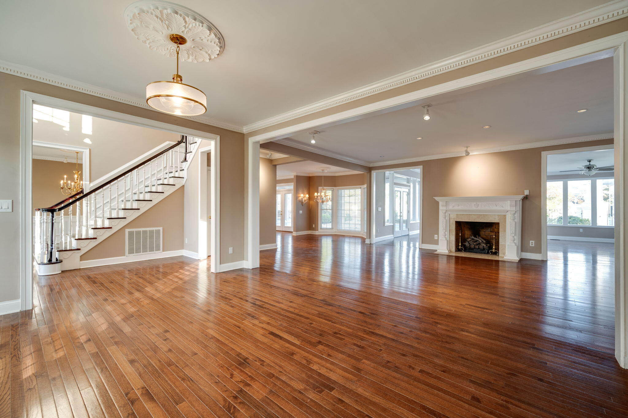 8304 Heron Cir
