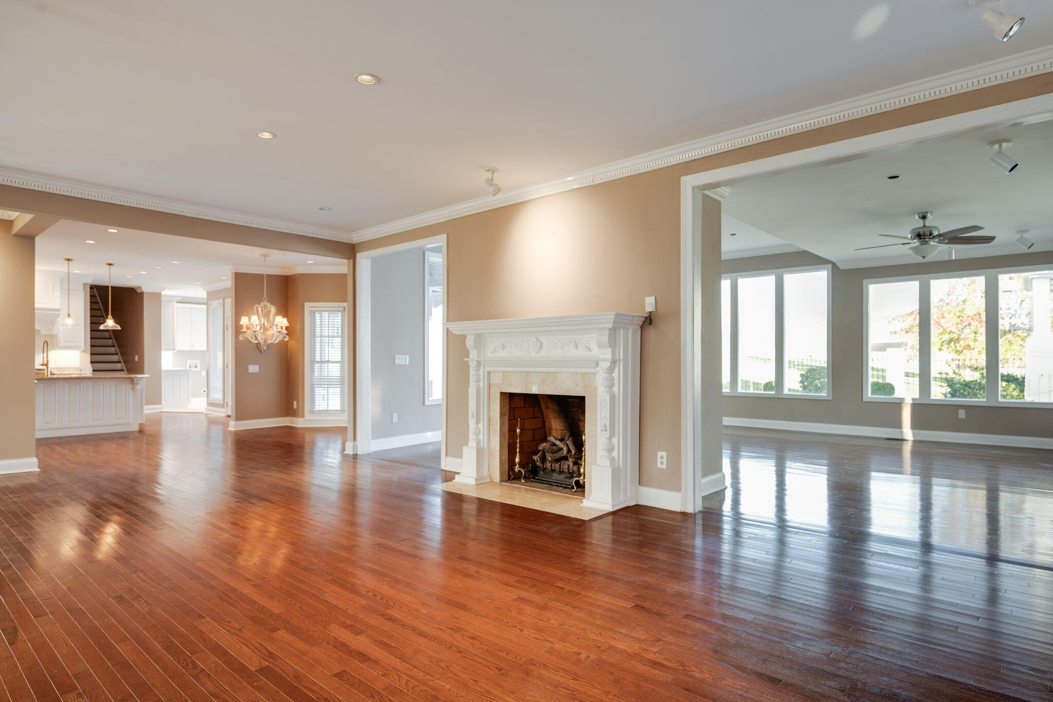 8304 Heron Cir