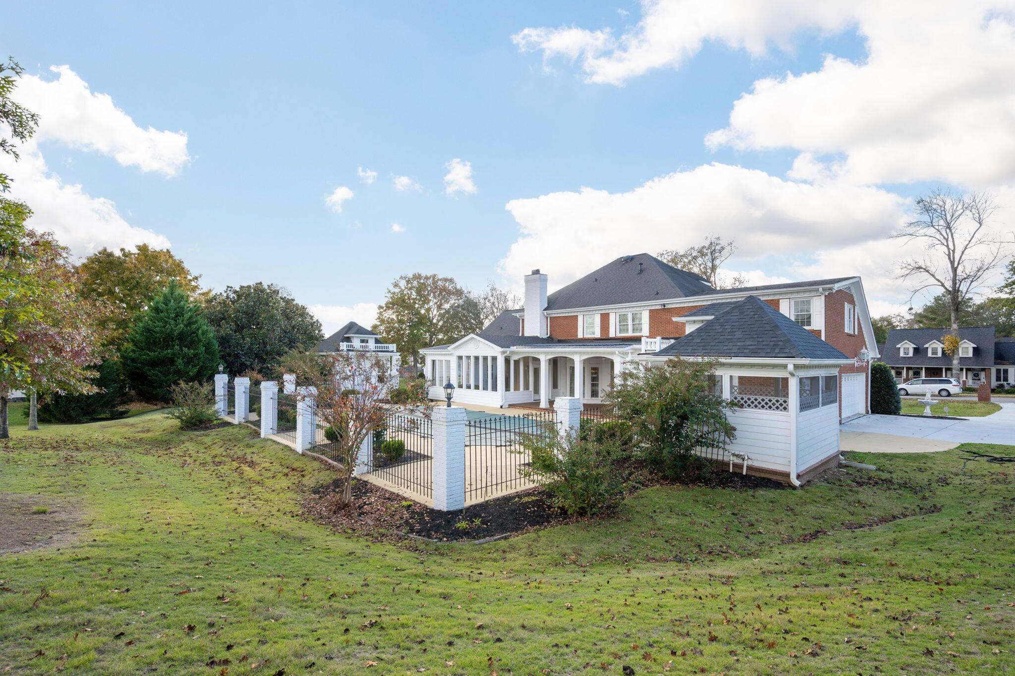 8304 Heron Cir