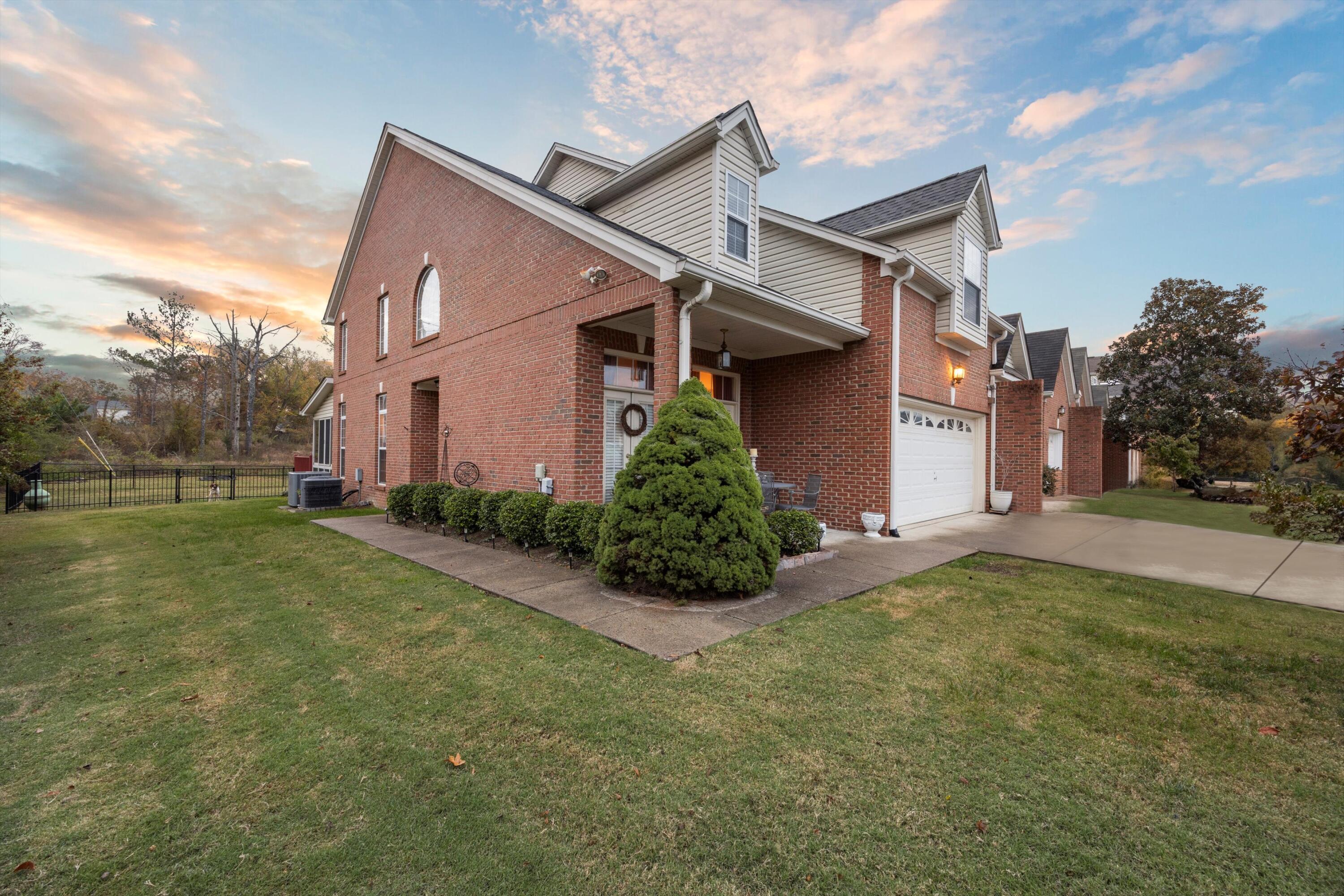 2432 Cone Flower Trail