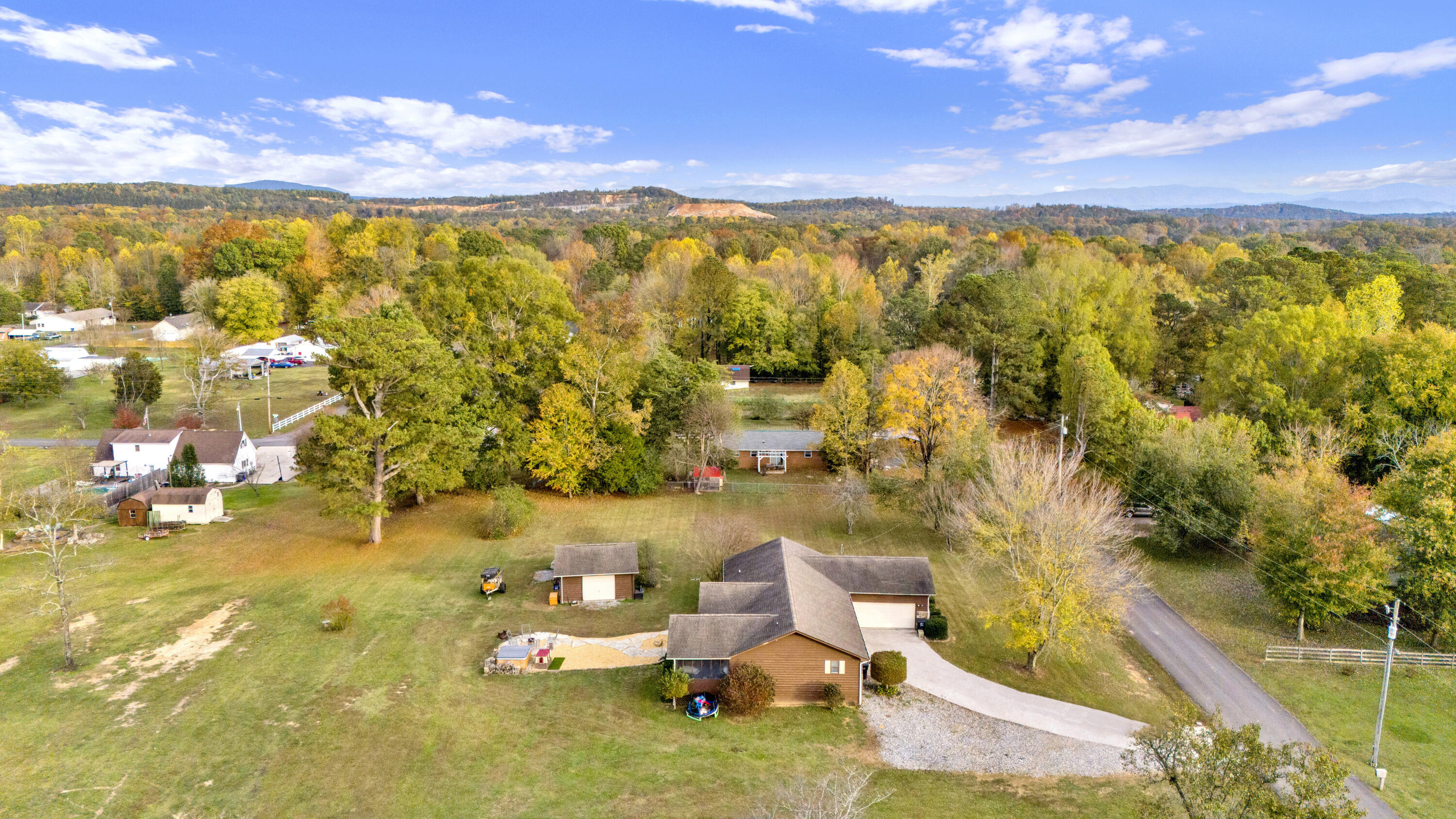 2579 Brownwood Drive SE