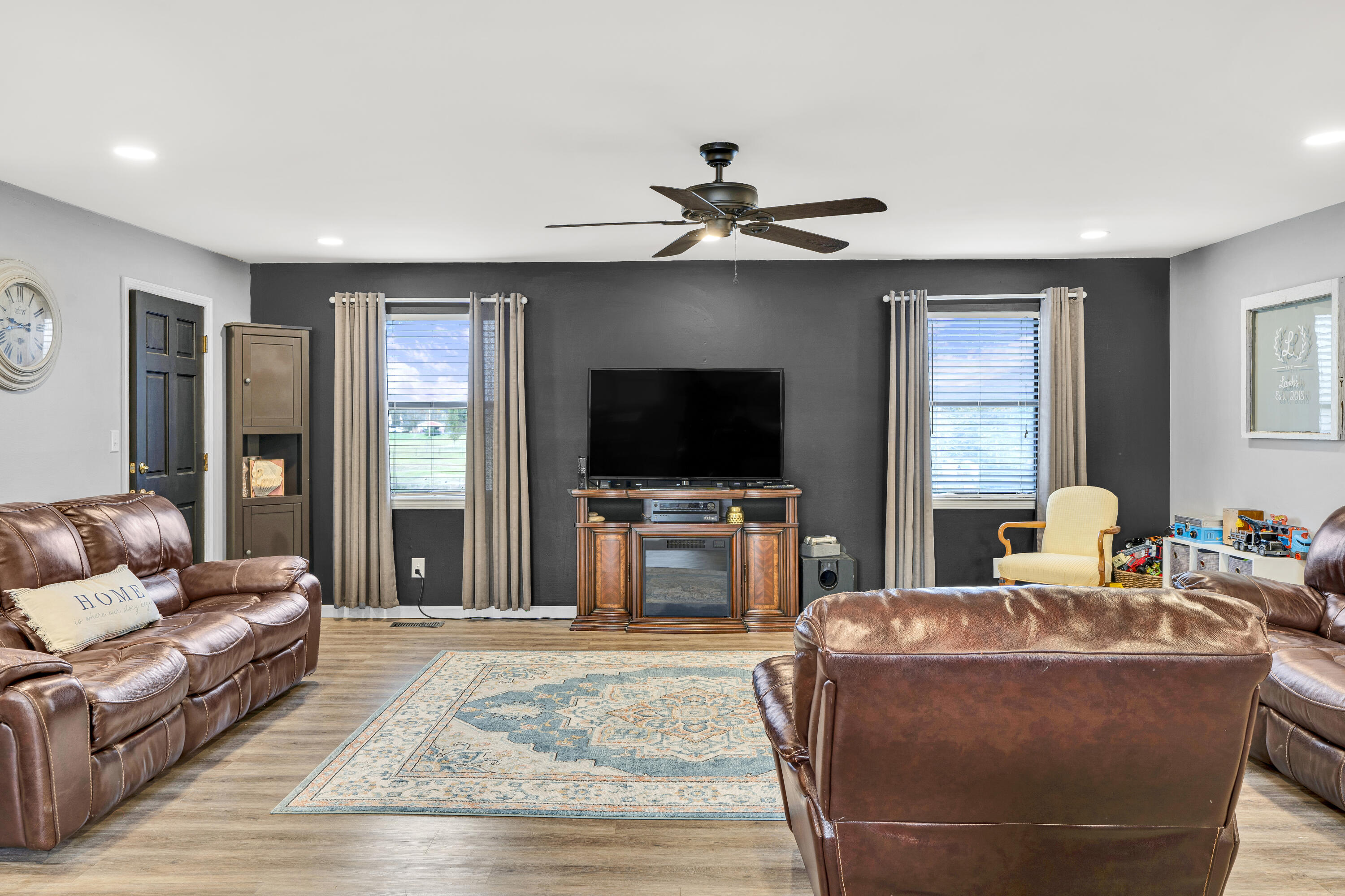 2579 Brownwood Drive SE