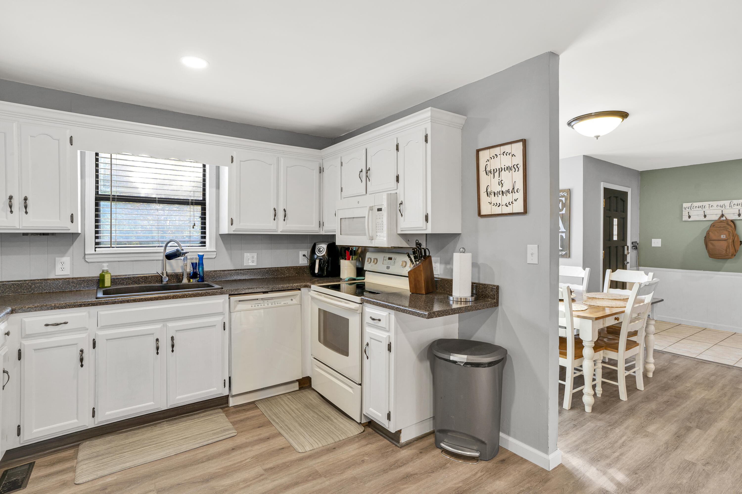 2579 Brownwood Drive SE