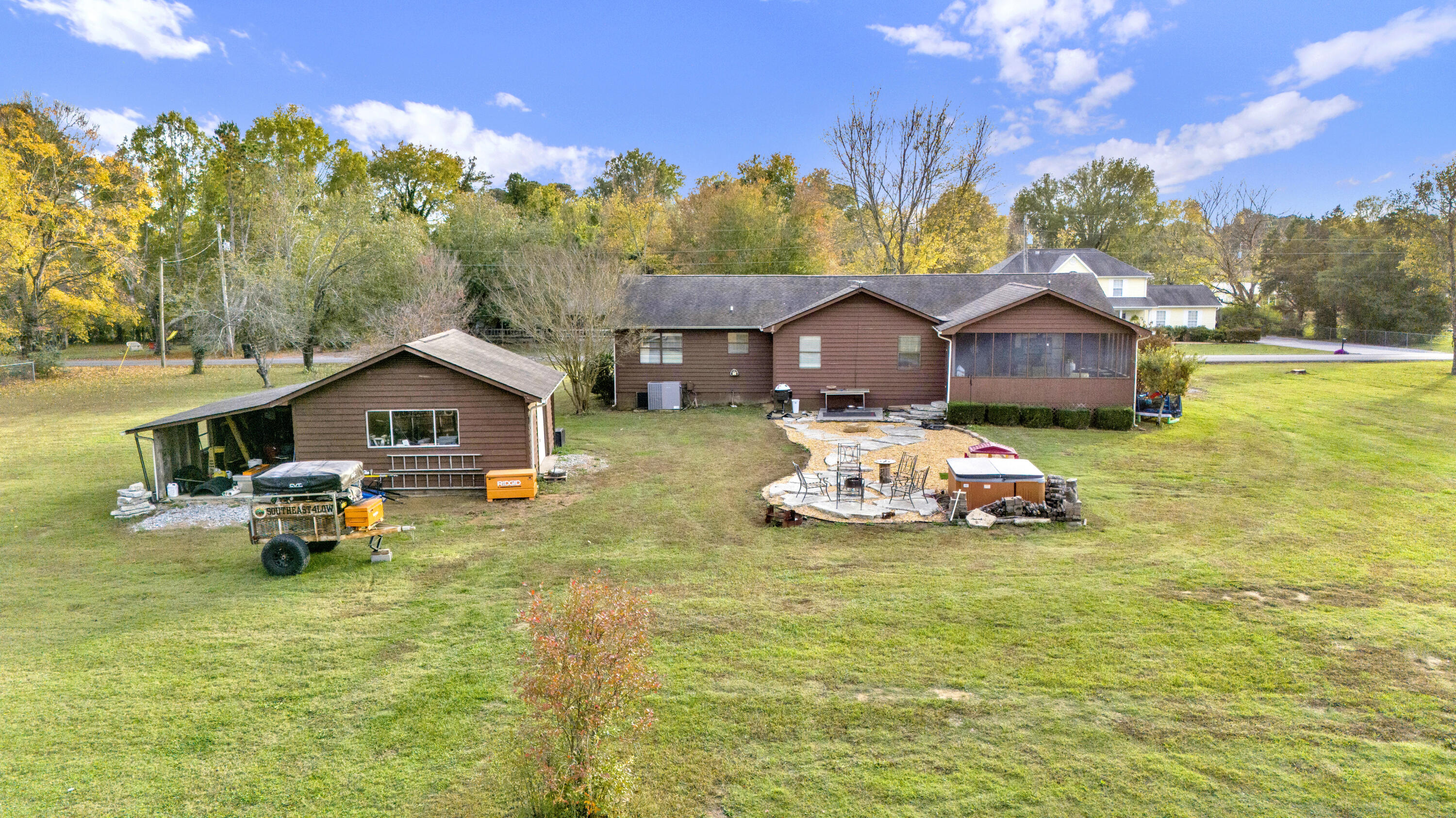 2579 Brownwood Drive SE