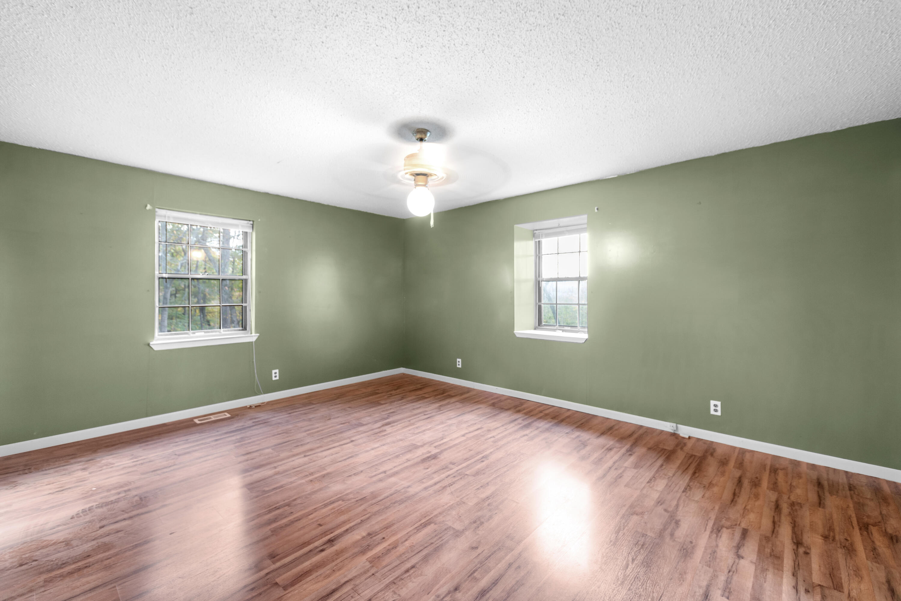 844 Mountain Leaf Drive
