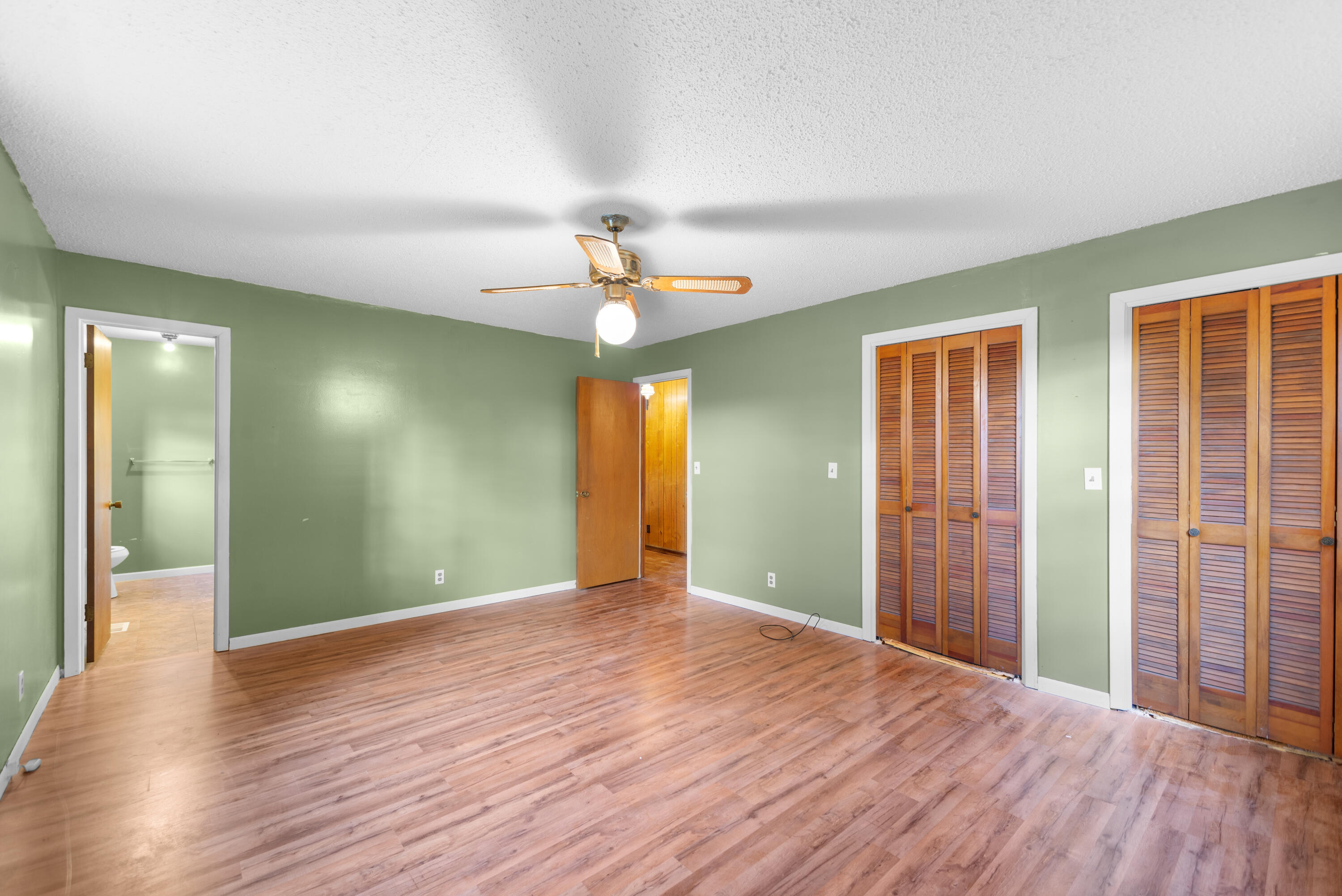 844 Mountain Leaf Drive