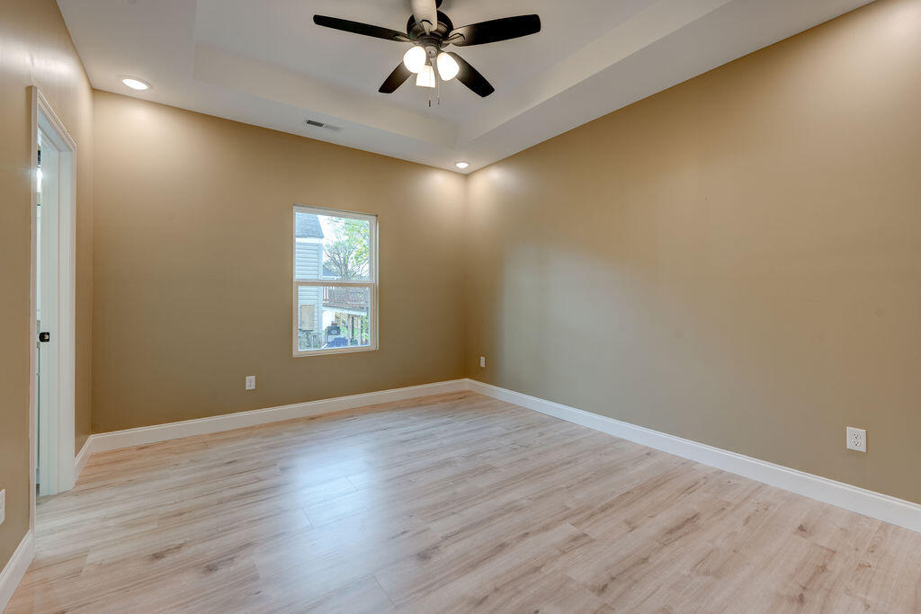 1112 Overlook Avenue