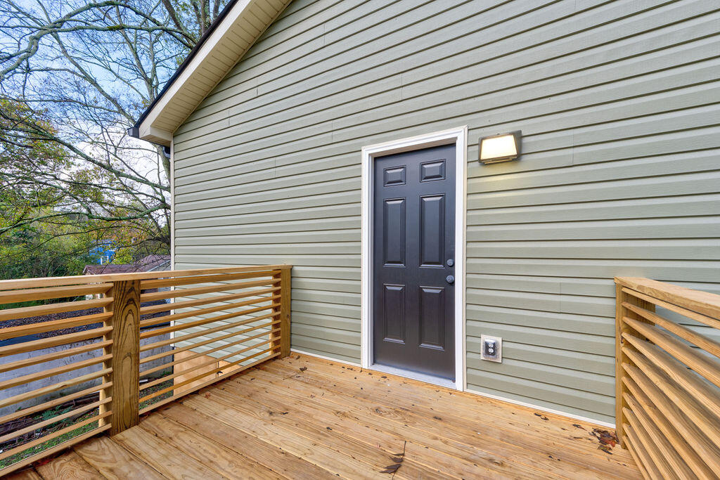 1112 Overlook Avenue