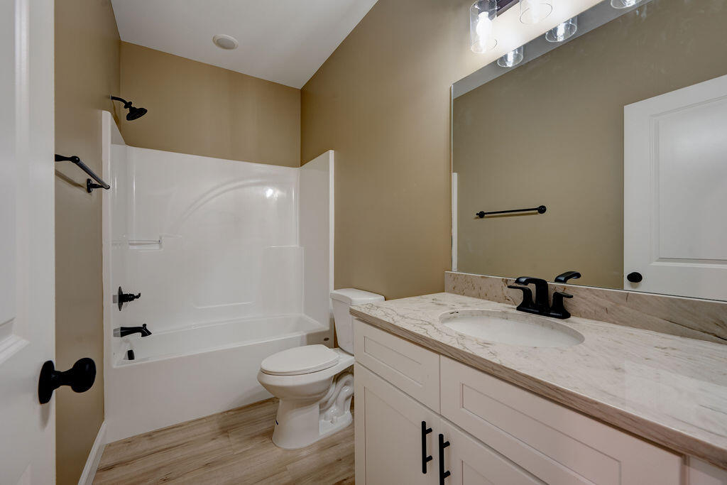 1112 Overlook Avenue