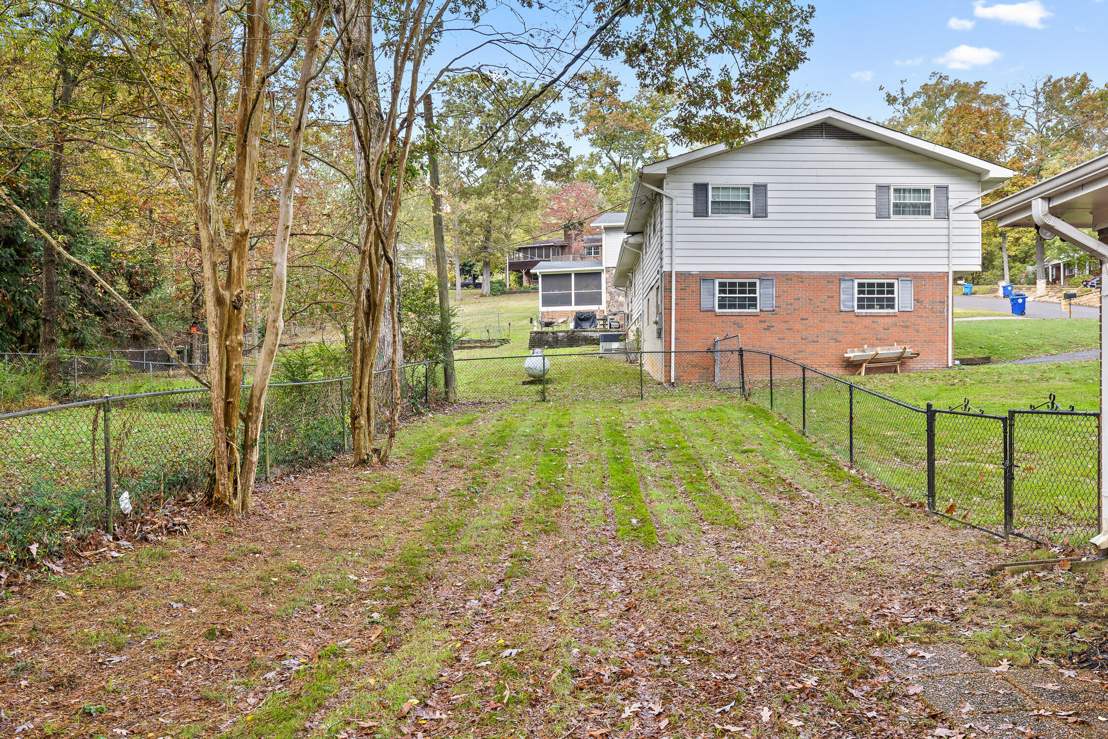 4524 W Ravenwood Drive