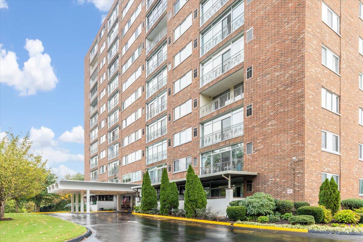 1414 Continental Drive, 103