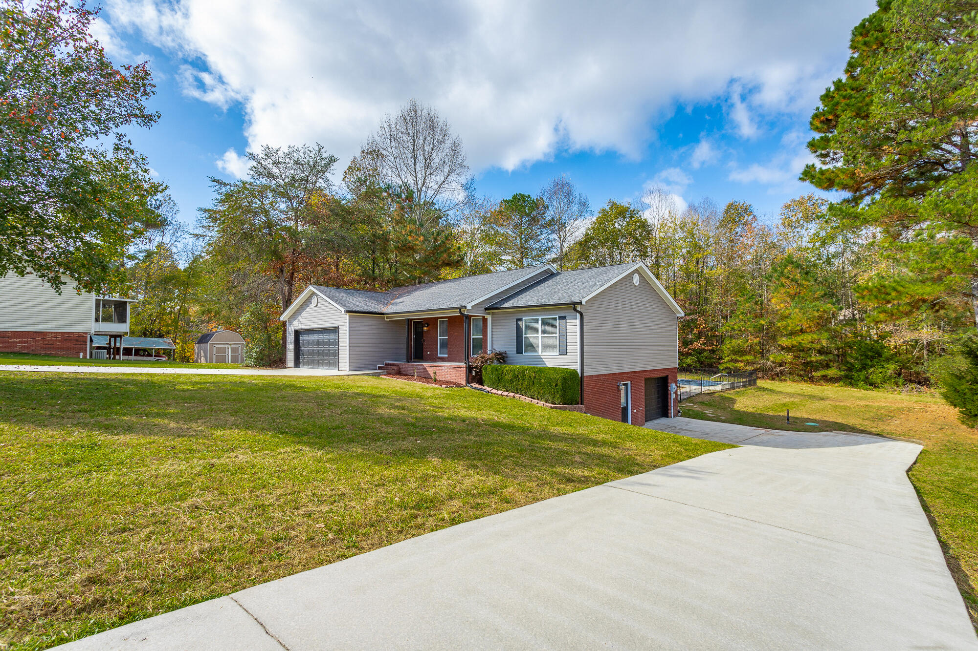 566 Ocoee Hills Circle NE