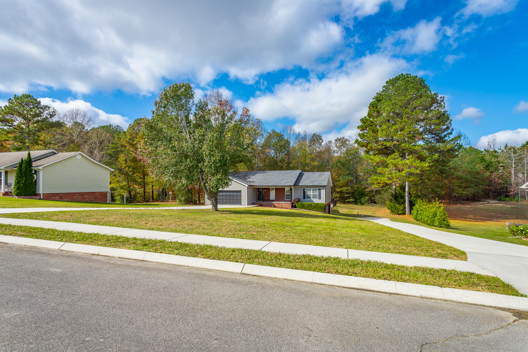 566 Ocoee Hills Circle NE