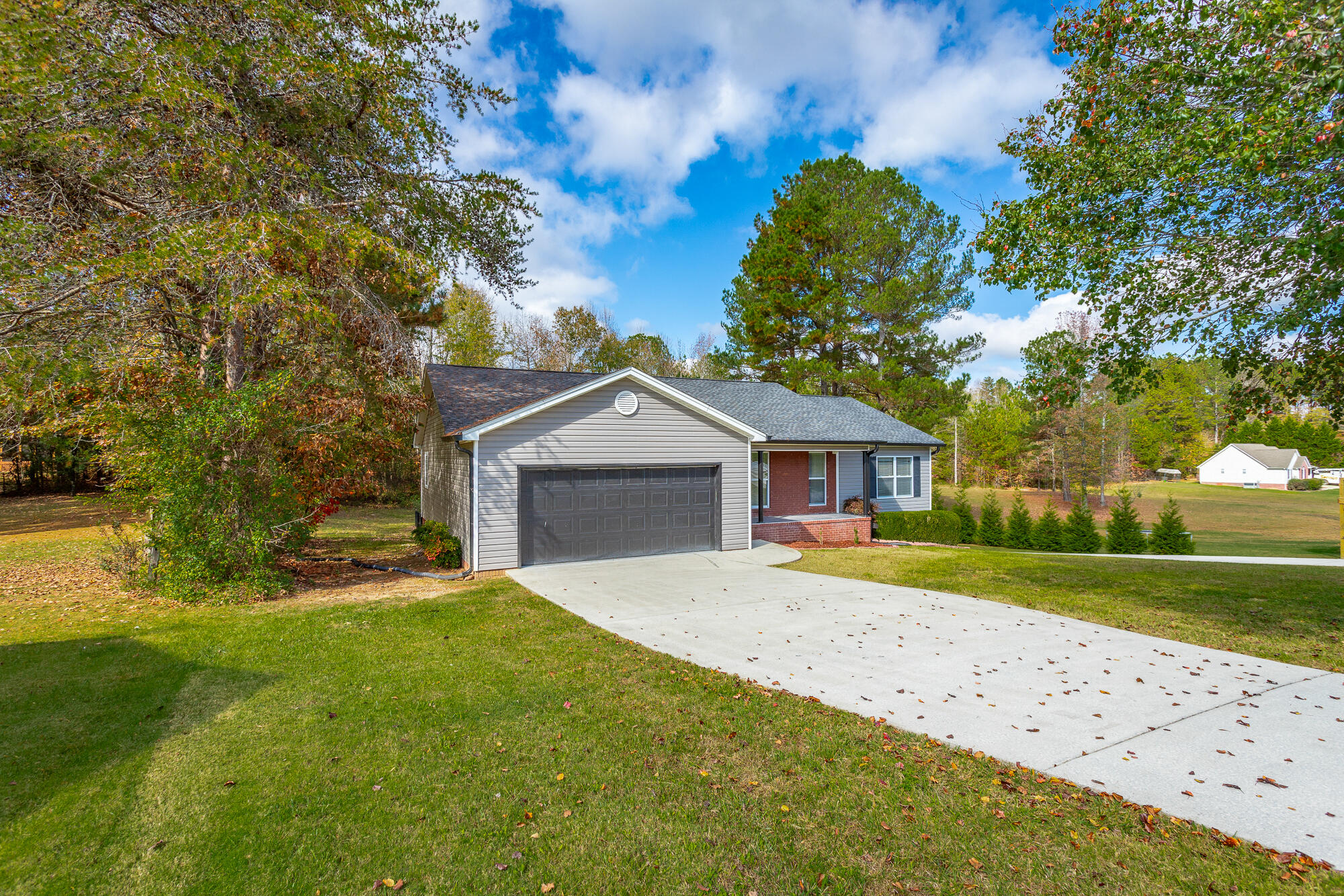 566 Ocoee Hills Circle NE