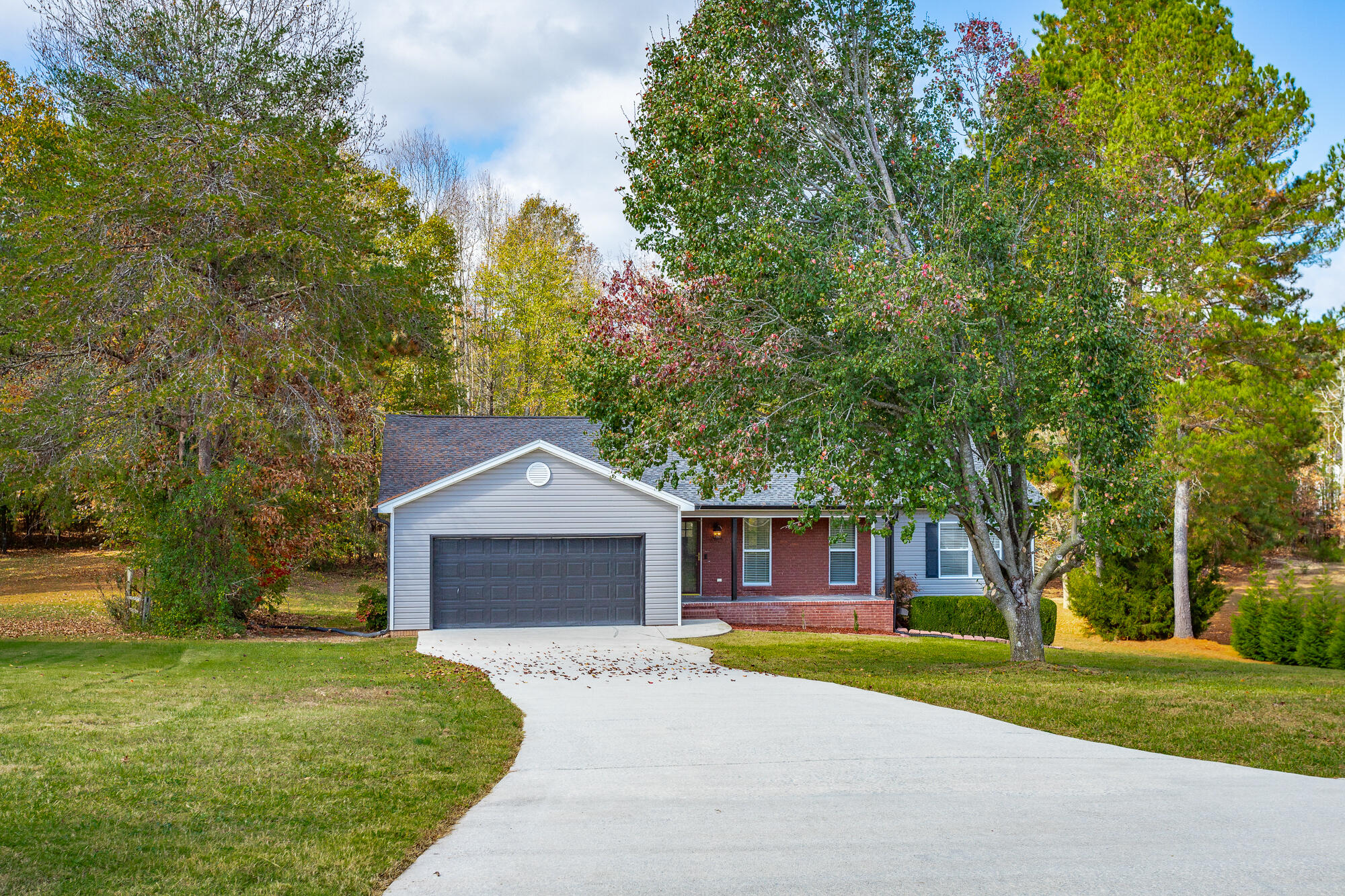 566 Ocoee Hills Circle NE