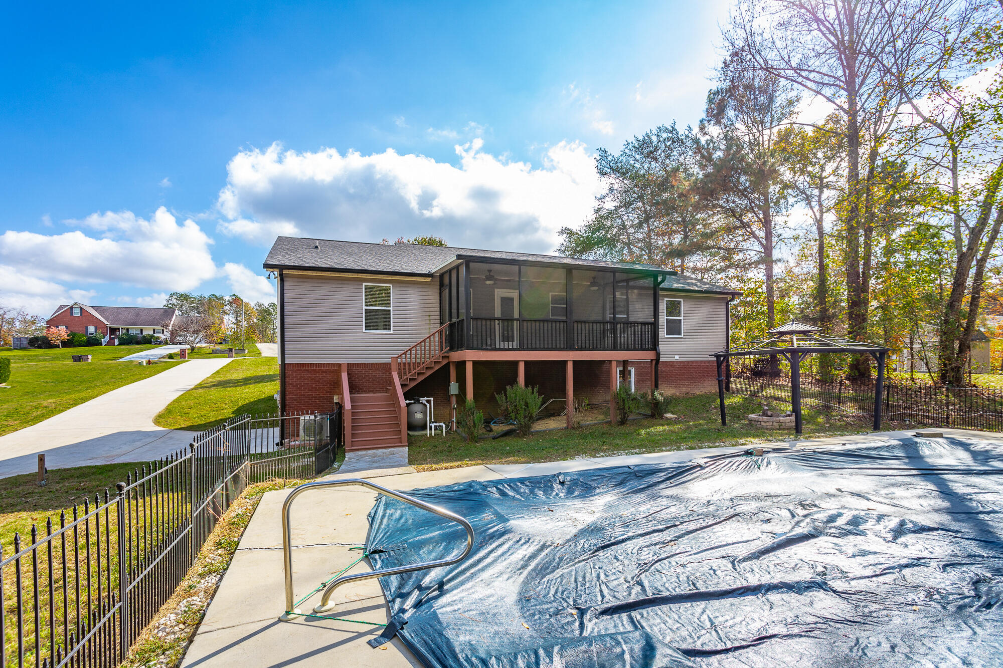 566 Ocoee Hills Circle NE