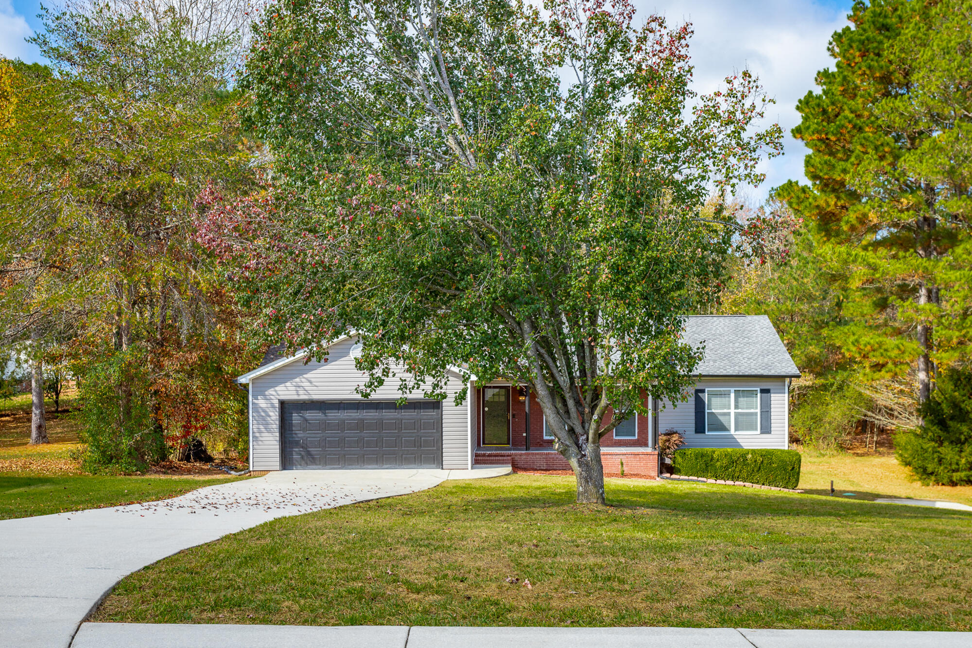 566 Ocoee Hills Circle NE