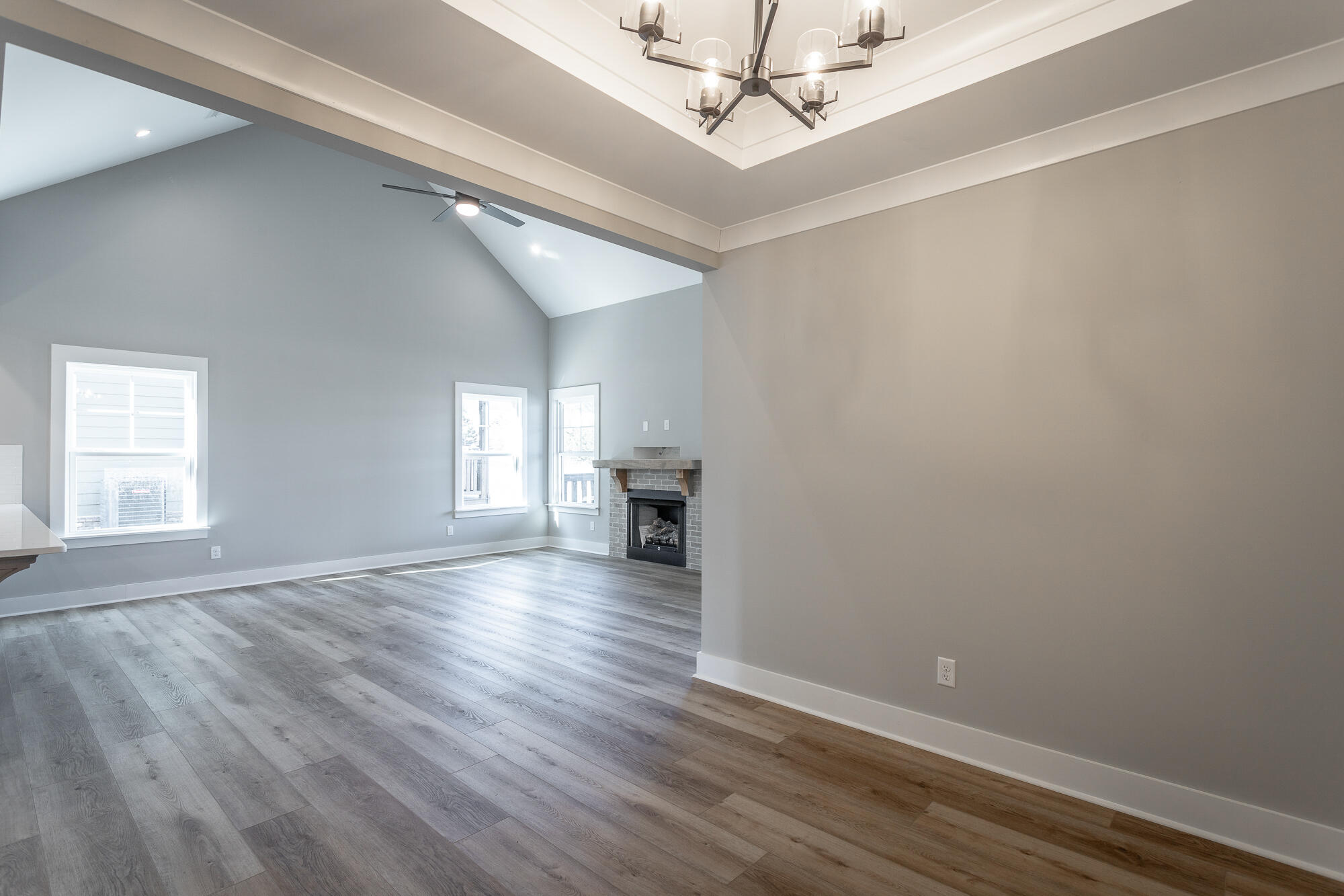 504 Willow Grove Ct
