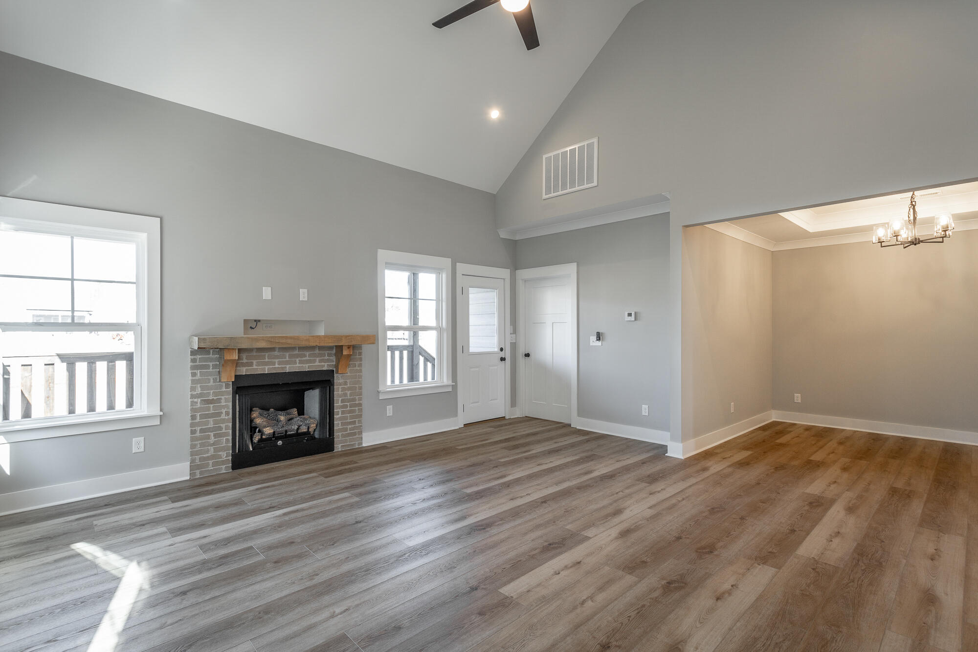 504 Willow Grove Ct